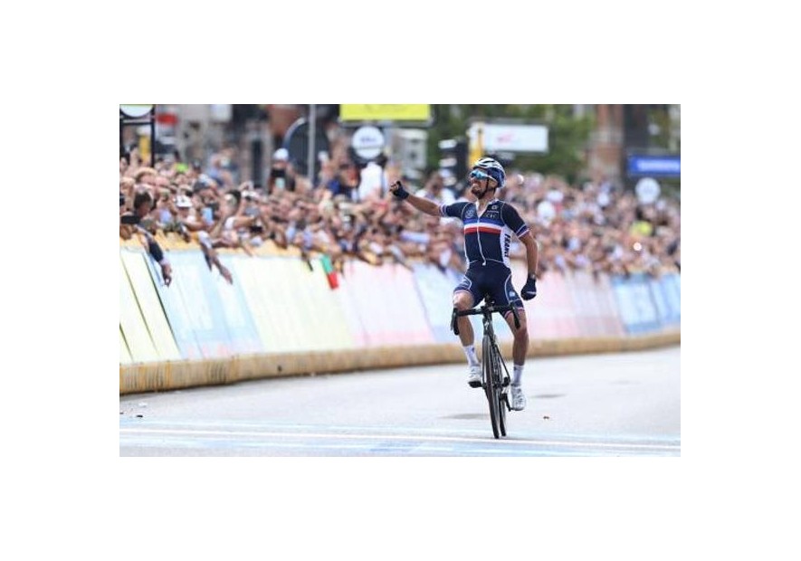 FIANDRE 2021. CAPOLAVORO ALAPHILIPPE! LULU' SI CONFERMA CAMPIONE DEL MONDO.