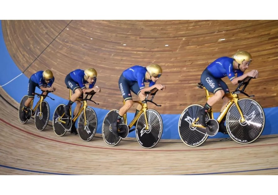 MONDIALI. IL QUARTETTO AZZURRO SI VESTE DELL'IRIDE.